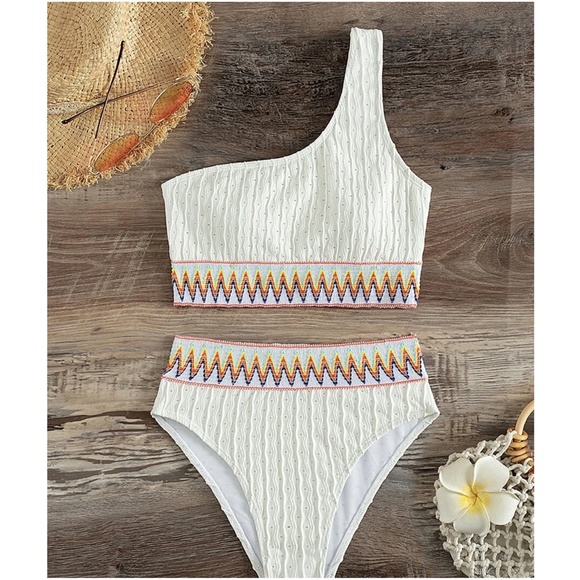Boho Textured One Shoulder Bikini Beach - Picture 3 of 5